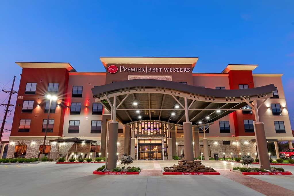 Best Western Premier Liberty Inn & Suites מראה חיצוני תמונה