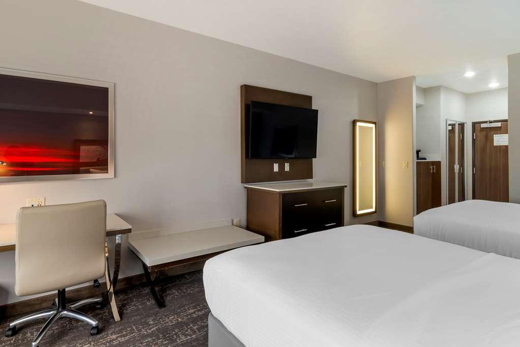 Best Western Premier Liberty Inn & Suites חדר תמונה